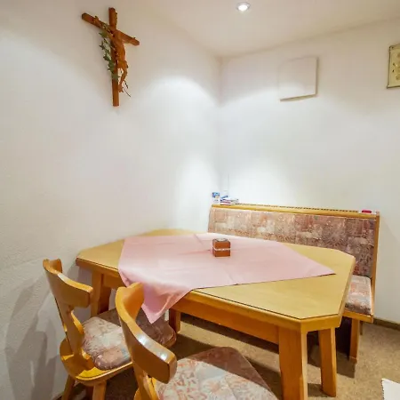 شقة Christian By Interhome *